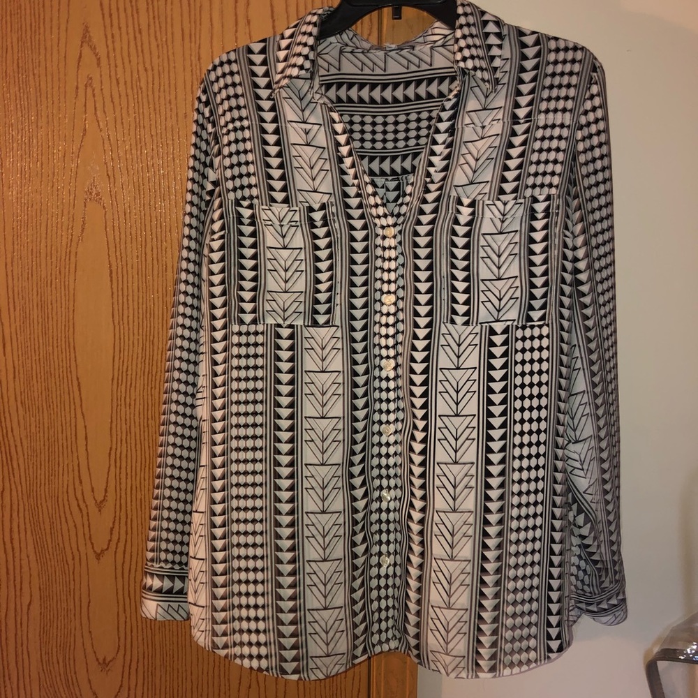 Express portofino, black & white tribal arrows